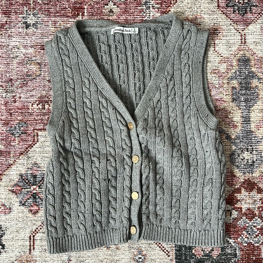 Abercrombie Mara Cable Button-Up Sweater Vest